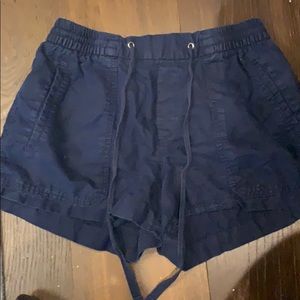 GAP linen (not light weight) shorts in XS